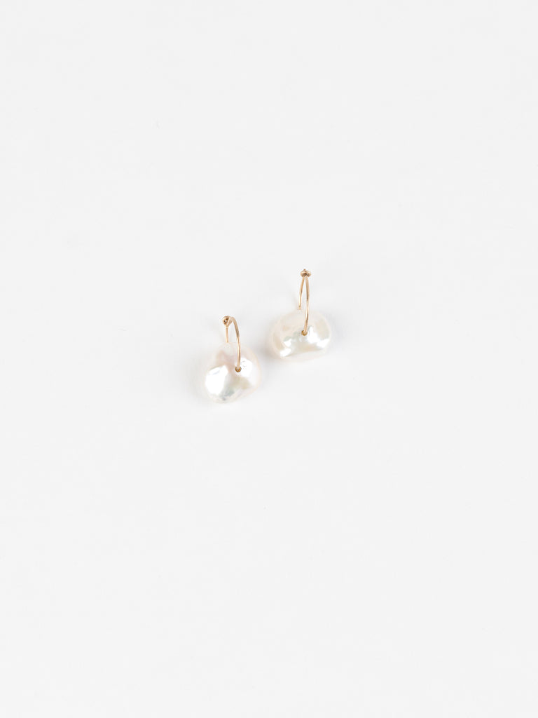 Anaconda - Zoe Pearls Earrings in YG 9K Grey Fresh Wather Pearls 8.96ct