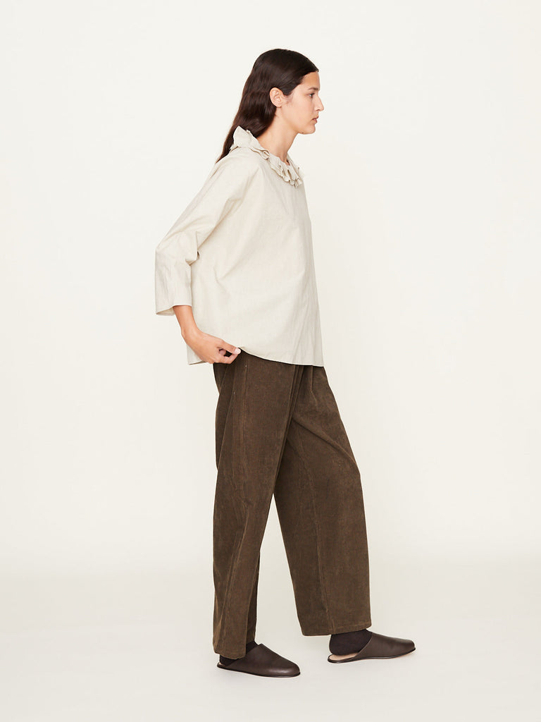 Apuntob - Cotton Corduroy Trousers in Military