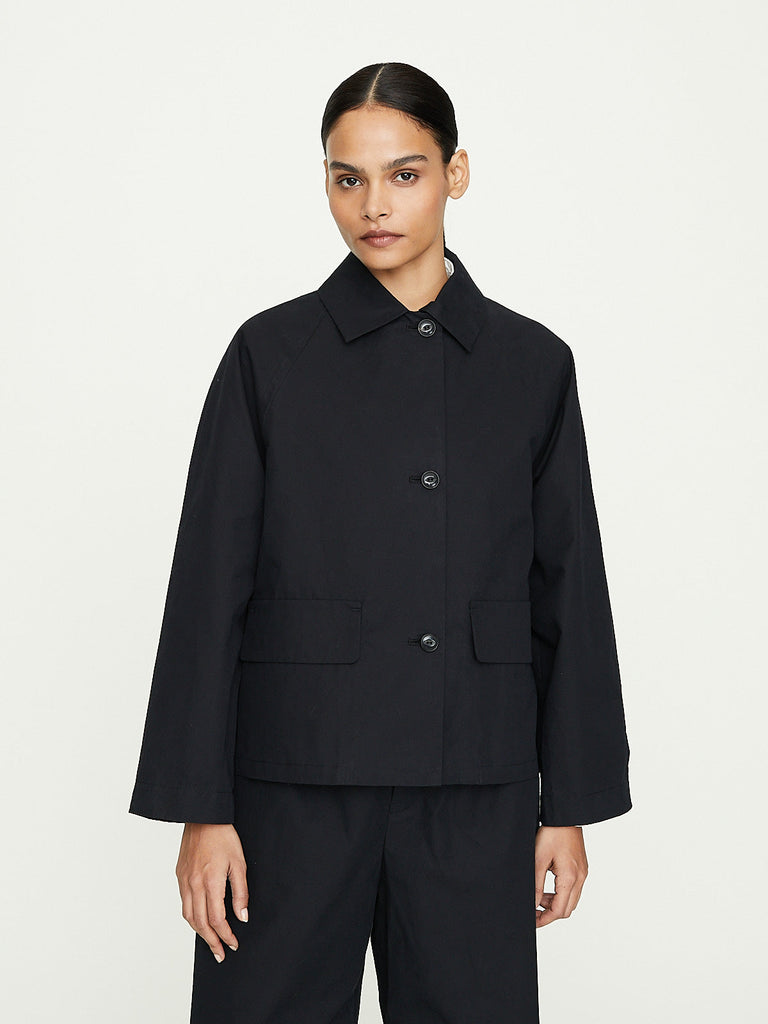 Arts & Science Bal Collar Cropped Jacket in Black