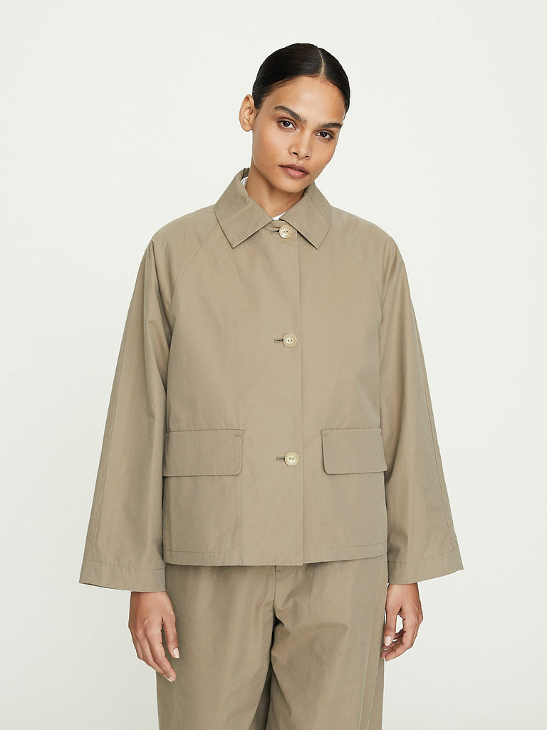 Arts & Science Bal Collar Cropped Jacket in Khaki