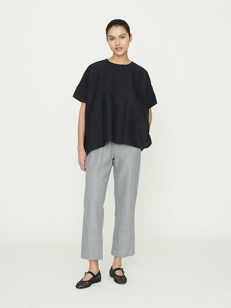 Arts & Science Tent Line Blouse No Sleeve in Black
