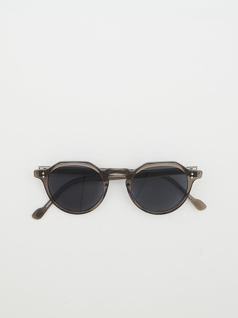 Eyevan Attache (47) E Sunglasses in Black