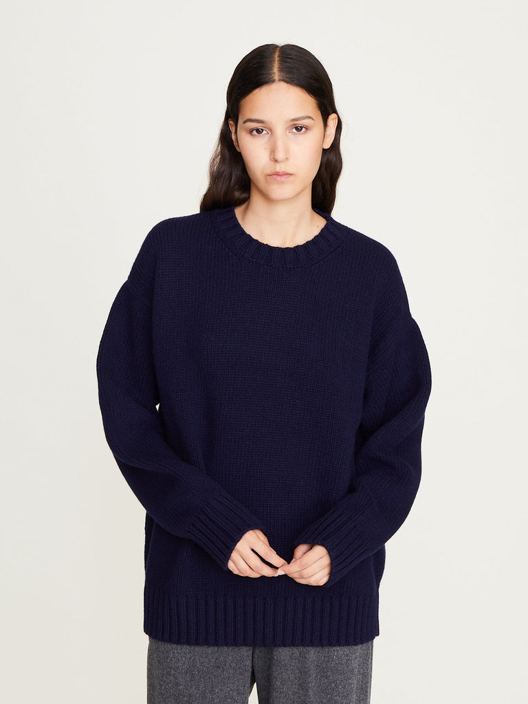 Bare - Chunky Cashmere Crew Neck in Navy