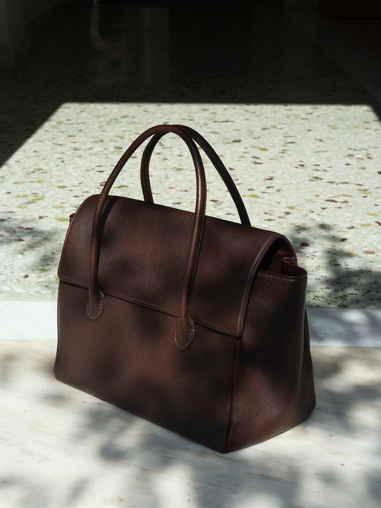 Stitch Flap Bag M in Dark Brown