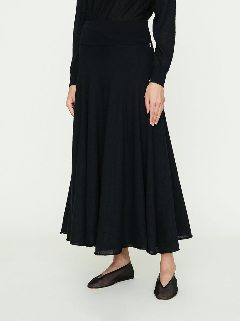 Extreme Cashmere No. 366 Spin in Raven