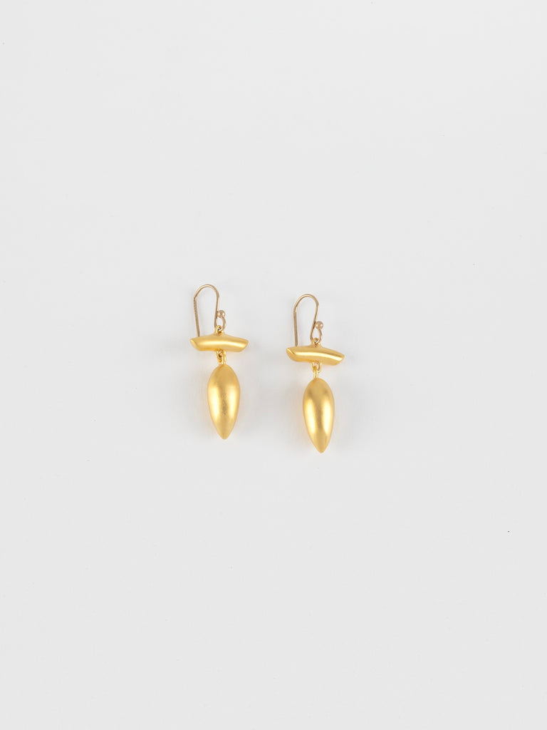 Ted Muehling - T-Bar Acorn Earrings in 24k Yellow Gold Plate